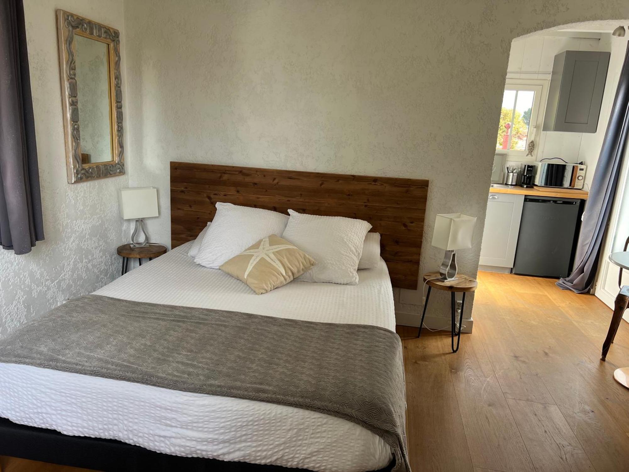 Les Chambres De L'Arestel Exteriör bild