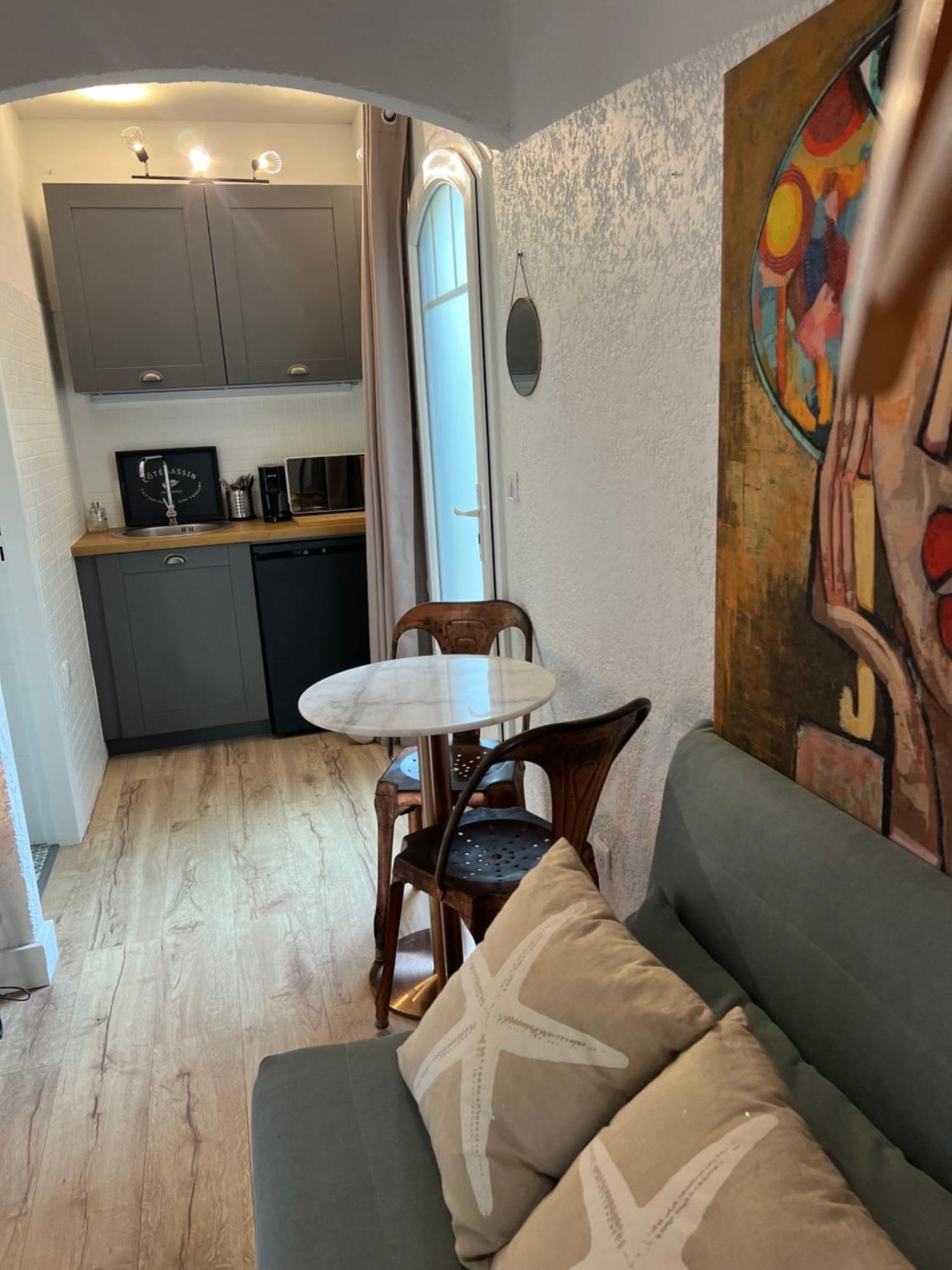 Les Chambres De L'Arestel Exteriör bild